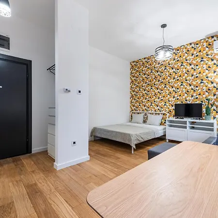 Apartment Vertigo Modern Studio-free Private Parking-fast Wi-fi *