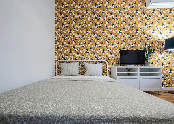 Vertigo Modern Studio-free Private Parking-fast Wi-fi Apartman